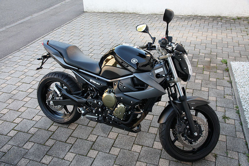 Yamaha xj6n motocykl dla kobiety