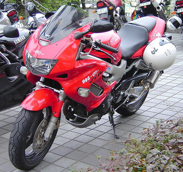 Honda VTR 1000 Motocyklizm.pl